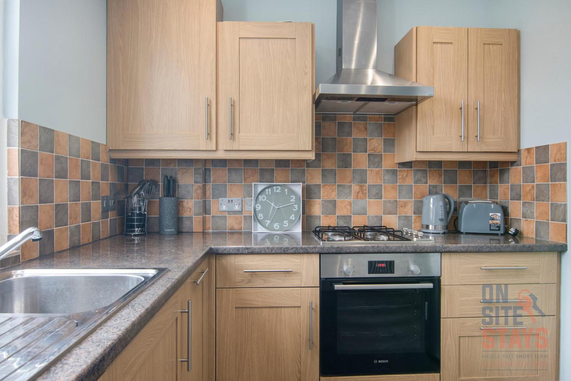 Onsitestays - Bright Spacious 2-br, Wifi And Lots Of Street Parking Appartamento